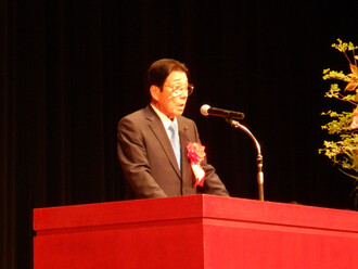 河上　茂　千葉県議会議員の挨拶の写真