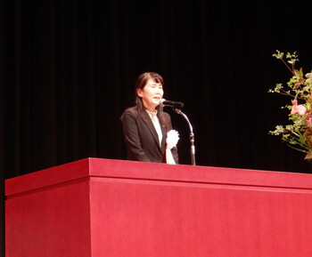 芝田　鎌ケ谷市長が挨拶をしている写真2枚目