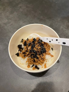 ナンバー24シン・鶏そぼろ丼の画像