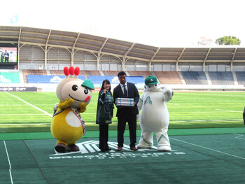 セレモニーの様子3（写真）